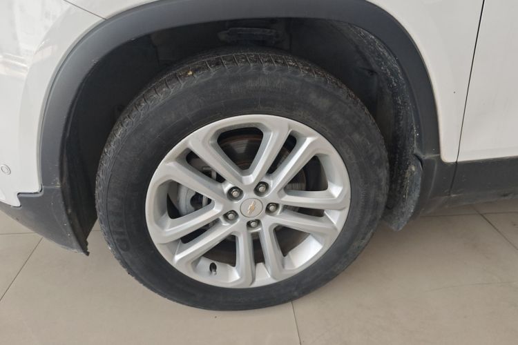 雪佛兰 创酷 2018款 330T 自动两驱精英型车身外观6007