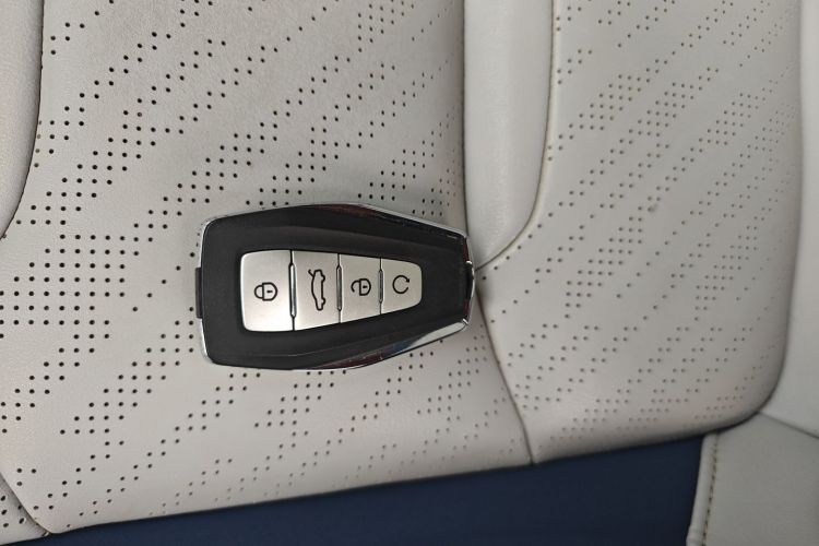 吉利汽车 星瑞 2021款 改款 2.0TD 尊贵型中控内饰11