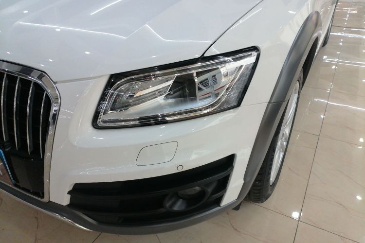 奥迪Q5 2018款 典藏版 40 TFSI 技术型局部细节36