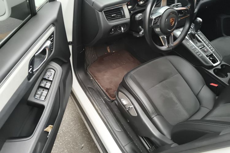 保时捷 2017款  Macan 2.0T中控内饰7003