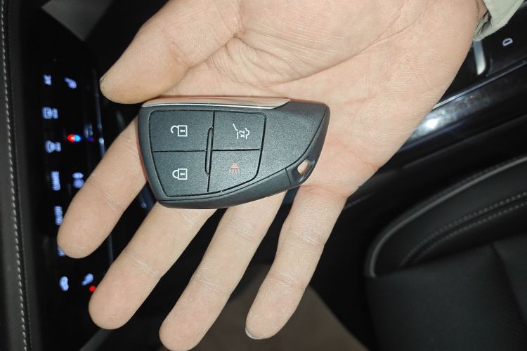 别克 2022款 改款 昂科威S 652T 两驱豪华型中控内饰11