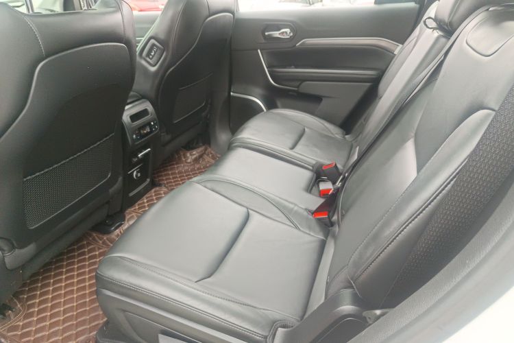 Jeep 大指挥官 2018款 2.0T 四驱尊享导航版 国V中控内饰7004