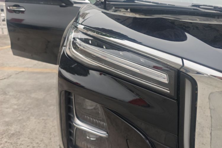 红旗H5 2023款 1.5T DCT智联旗韵版车身外观8