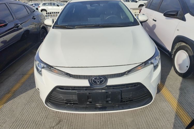 丰田 雷凌 2024款 智能电混双擎 1.8L 领先版车身外观2