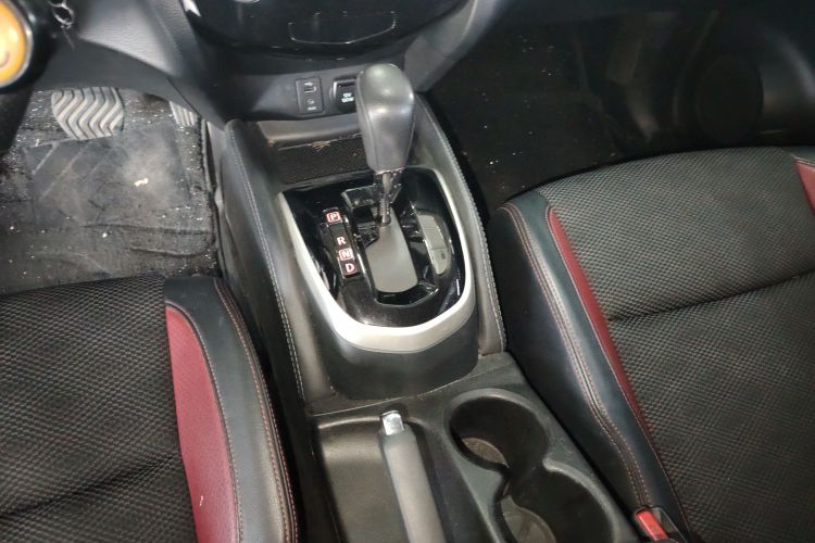 日产 逍客 2017款 2.0L CVT智享版 国V局部细节18