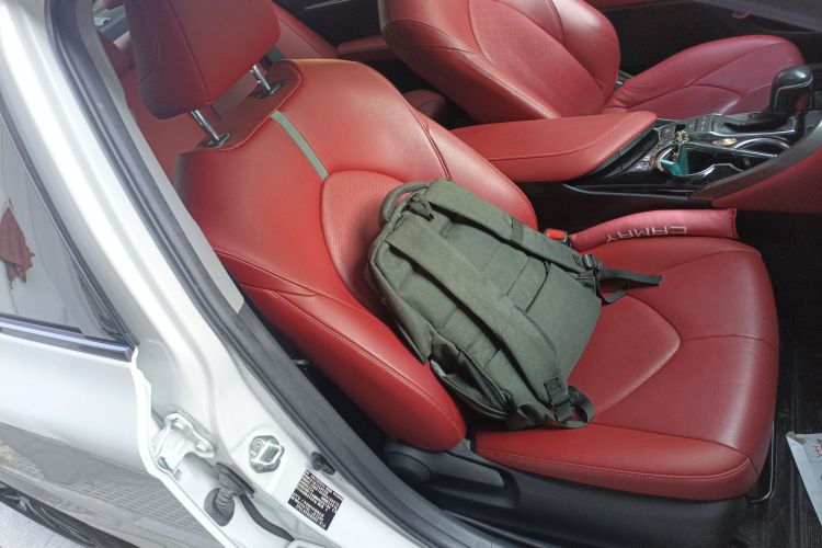 丰田 凯美瑞 2019款 2.5S 锋尚版 国VI局部细节41