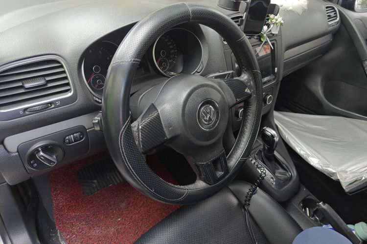 大众 高尔夫 2012款 1.6 自动时尚型中控内饰13