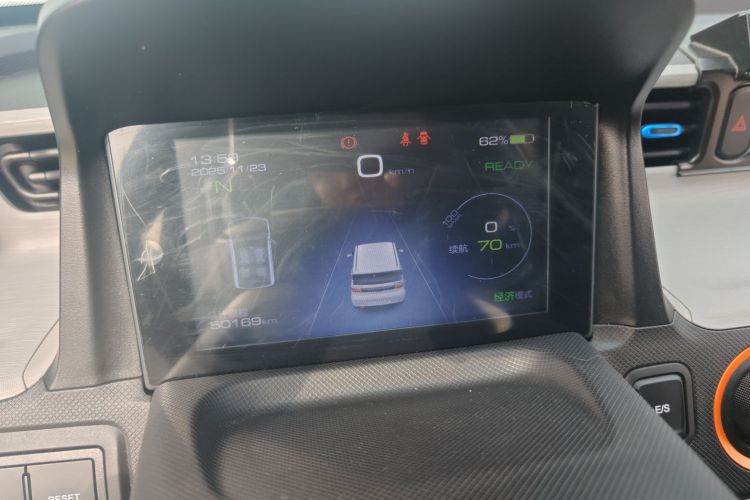 五菱汽车 宏光MINIEV 2020款 自在款 磷酸铁锂中控内饰14