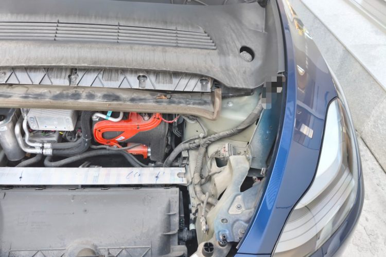 特斯拉 Model Y 2023款 后轮驱动版局部细节9006