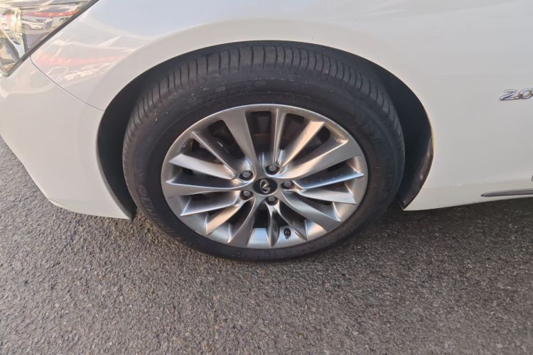 英菲尼迪Q50L 2018款 2.0T 进享版 国V车身外观6007