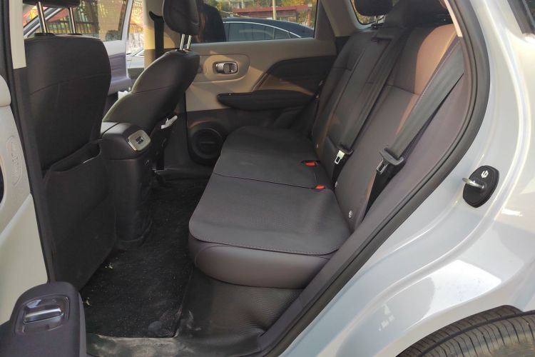 零跑汽车 零跑B10 2025款 510悦享版中控内饰21