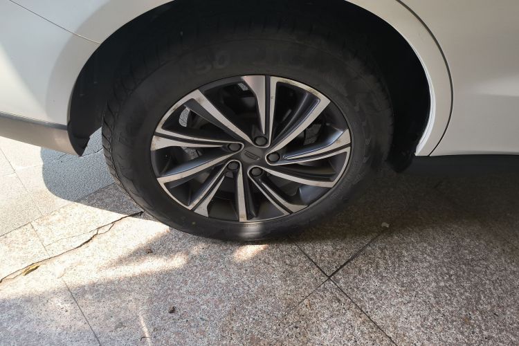 吉利汽车 远景X6 2020款 1.4T CVT尊贵型车身外观6008