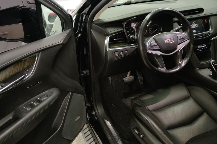 凯迪拉克XT5 2018款 25T 豪华型中控内饰20