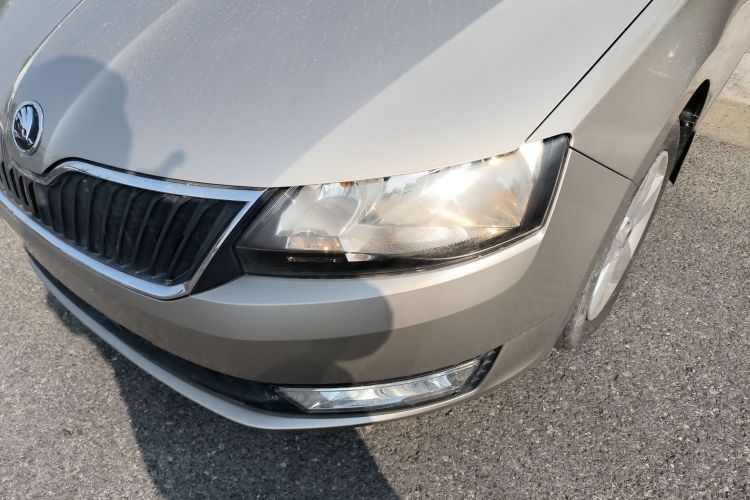 斯柯达 昕锐 2013款 1.6L 自动智选型局部细节36