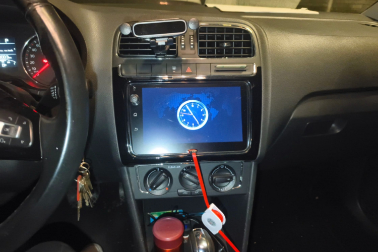 大众 Polo 2016款 1.6L 自动舒适型中控内饰16