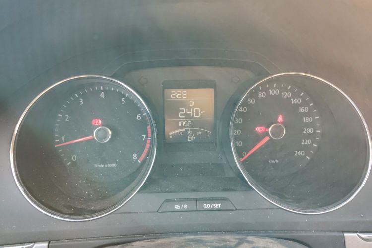 大众 宝来 2015款 质惠版 1.6L 手动时尚型中控内饰14