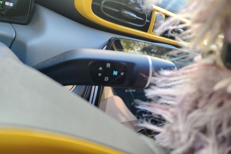 零跑汽车 零跑T03 2020款 400豪华版中控内饰18