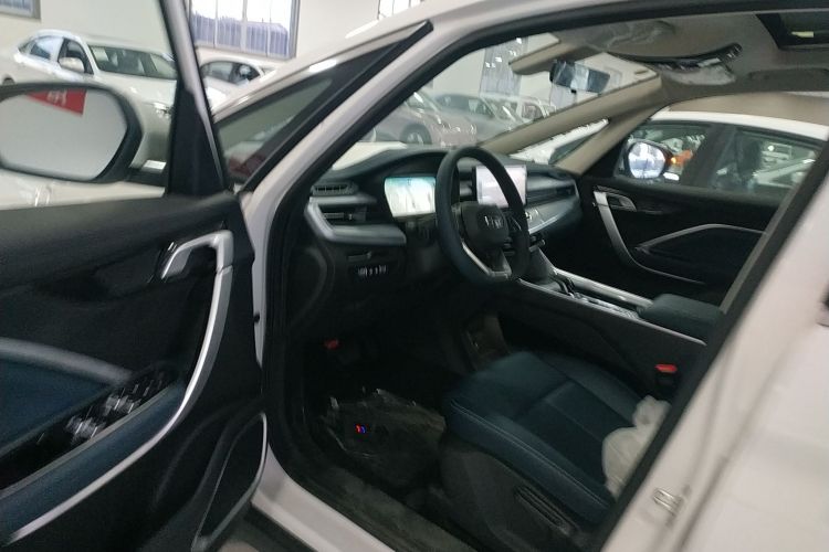 吉利汽车 2023款 嘉际L 1.5TD  DCT舒适型中控内饰7003