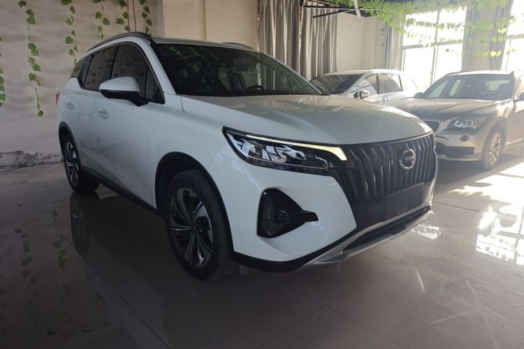 广汽传祺 传祺GS4 2020款 270T 自动智联科技版车身外观3