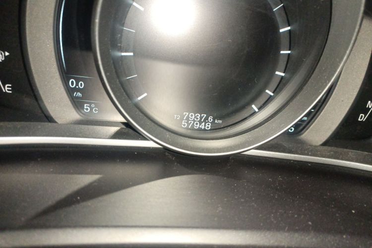 沃尔沃V40 2019款 T3 智逸版中控内饰15