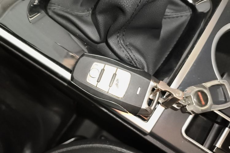 哈弗H2 2017款 红标 1.5T 手动两驱豪华型中控内饰11