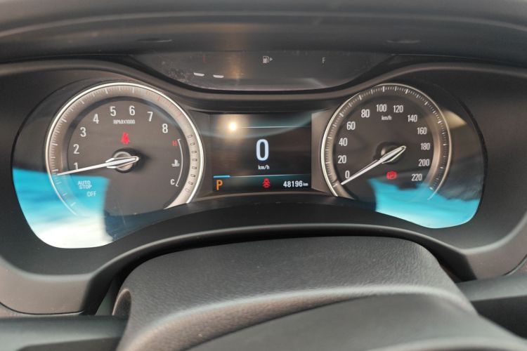 别克GL6 2018款 18T 5座精英型中控内饰14