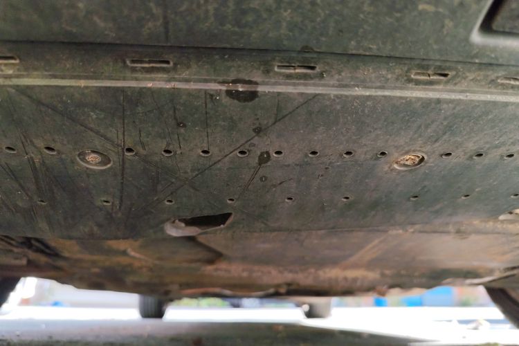 奥迪A6L 2014款 TFSI 标准型局部细节9008