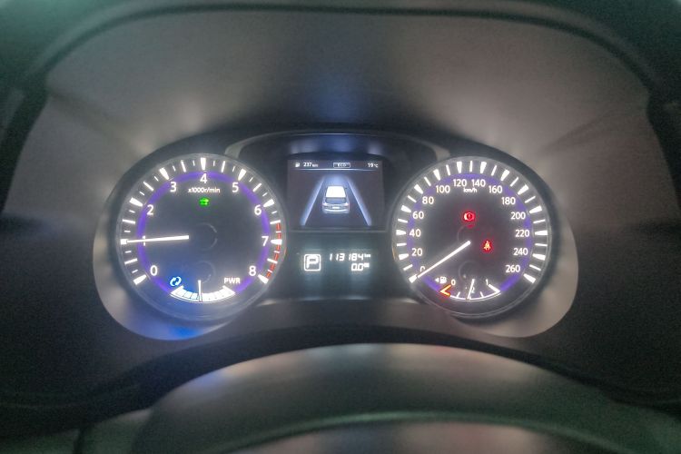 英菲尼迪QX60(进口) 2016款 2.5 S/C Hybrid 两驱卓越版 国V中控内饰14