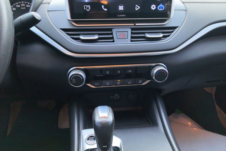 日产 天籁 2021款 2.0L XE 专享版中控内饰16