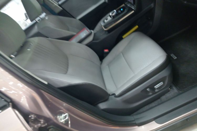 丰田bZ3 2024款 616km 长续航Premium局部细节41