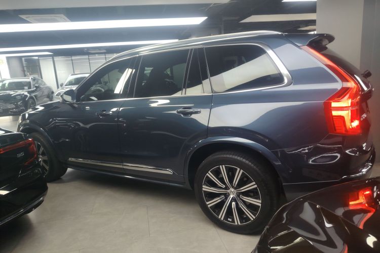 沃尔沃XC90 2021款 B6 智雅豪华版 7座车身外观4