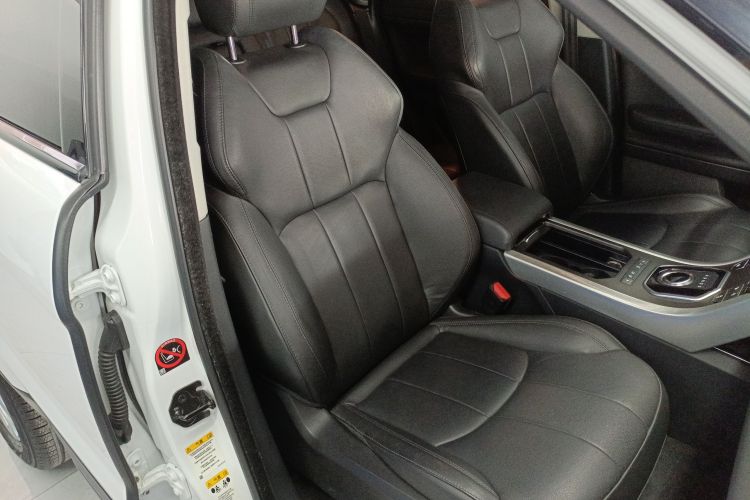 路虎 揽胜极光 2018款 200PS PURE 新尚版局部细节41