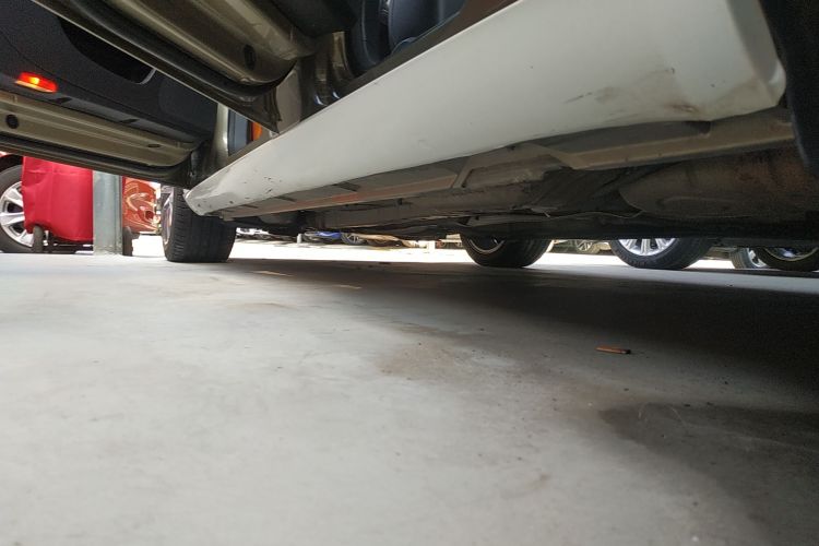 一汽-大众CC 2016款 1.8TSI 豪华型机舱底盘30