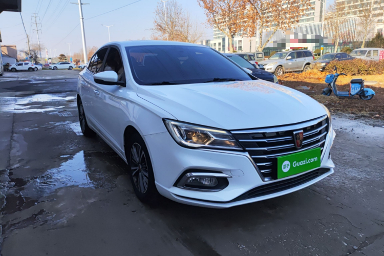 荣威i5 2019款 1.5L 手动4G互联朗豪版车身外观3