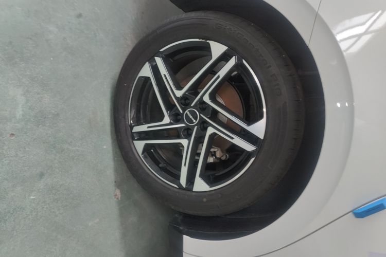 荣威D7 2023款 DMH 125km 超越版车身外观56