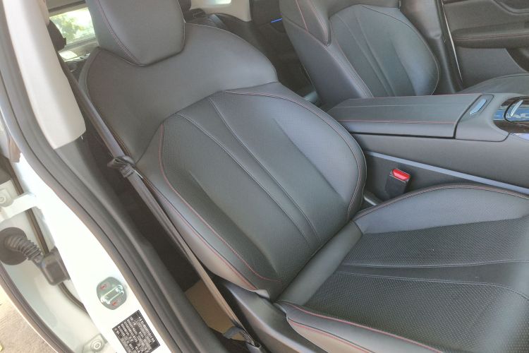 小鹏P7 2022款 625E局部细节41