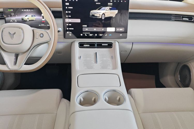 岚图汽车 岚图FREE 2025款 FREE+ 后驱乾崑版中控内饰16