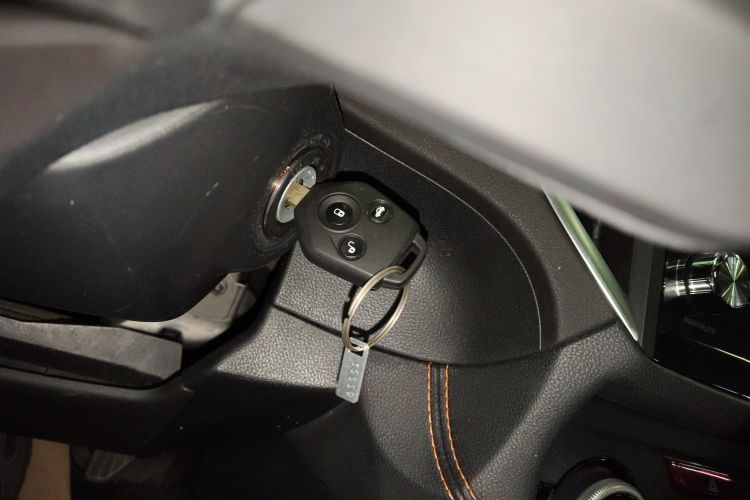 斯巴鲁XV 2019款 2.0i 全驱豪华版 国VI中控内饰11