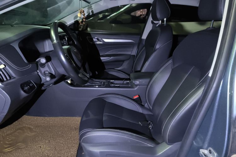 荣威i6 2017款 20T 自动旗舰版局部细节19