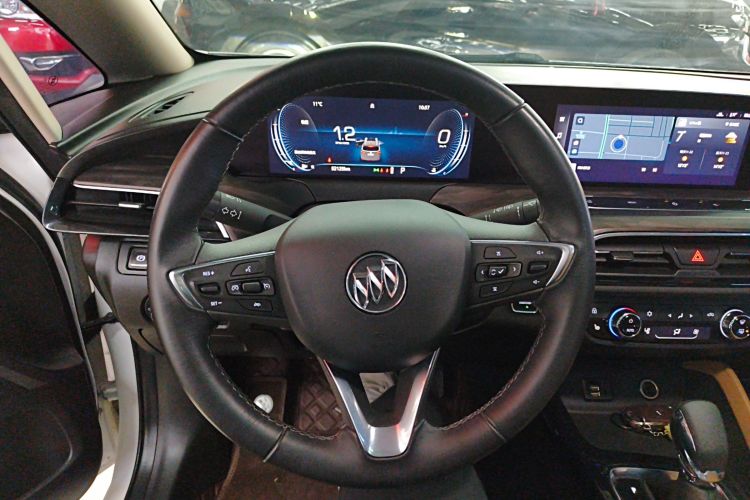 别克GL6 2021款 323T 轻混动互联豪华型中控内饰13