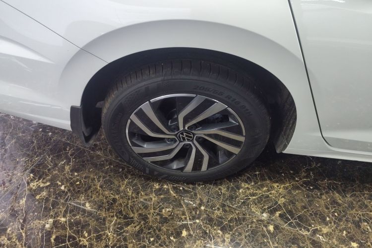 大众 宝来 2025款 200TSI DSG悦行导航版车身外观6008