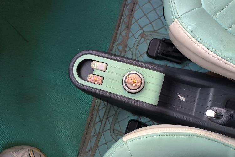 五菱汽车 宏光MINIEV 2022款 马卡龙时尚款 磷酸铁锂局部细节18