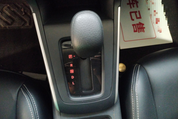 日产 轩逸 2022款 经典 1.6XE CVT舒适版局部细节18