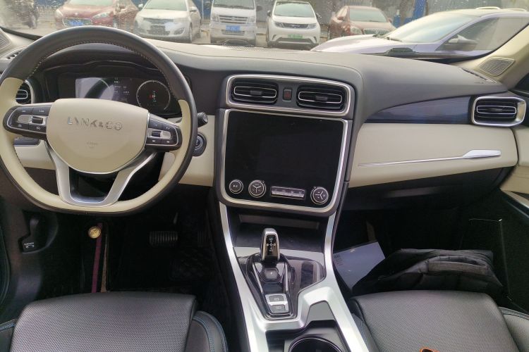 领克01 2019款 2.0T 两驱耀Pro版 国VI中控内饰12