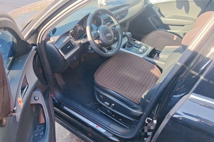 奥迪A6L 2018款 35 TFSI 典藏版中控内饰7003