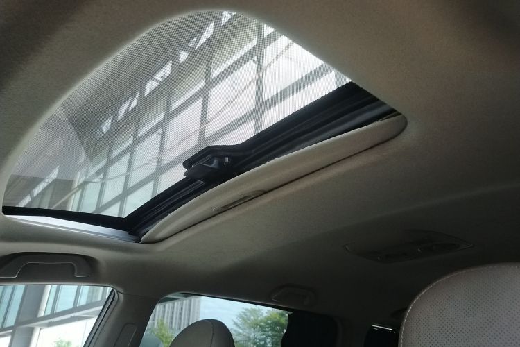 比亚迪M6 2015款 2.4L 自动尊贵版局部细节22