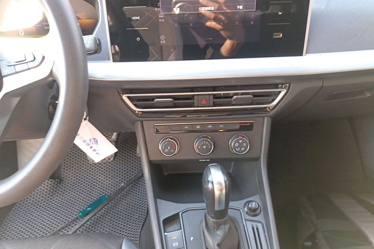 大众 朗逸 2023款 改款 1.5L 自动得逸版中控内饰16