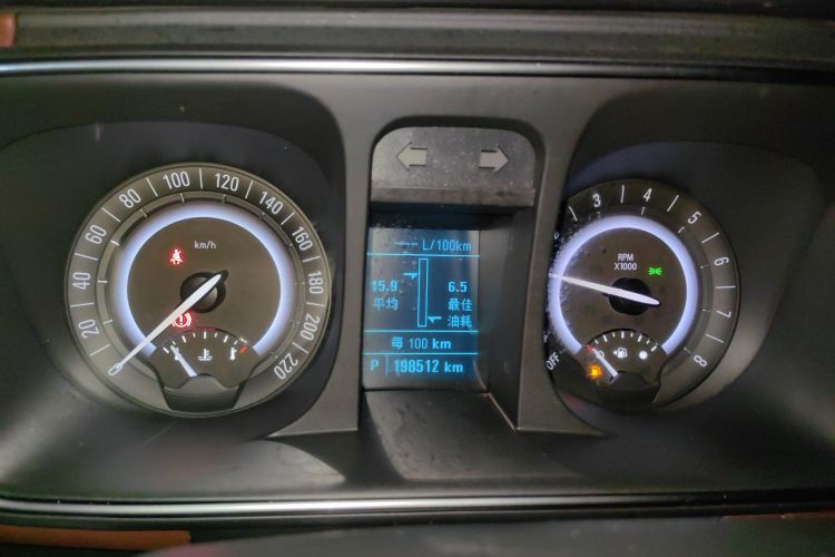 别克GL8 2018款 28T 豪华型 国VI局部细节14