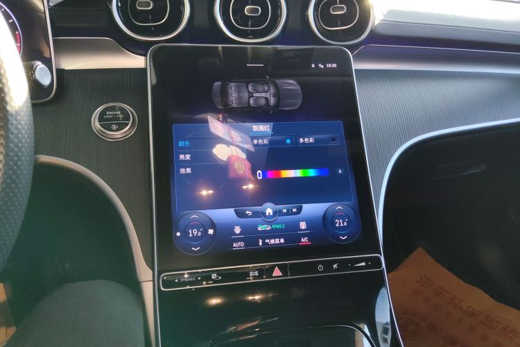 奔驰C级 2022款 C 200 L 运动版中控内饰16
