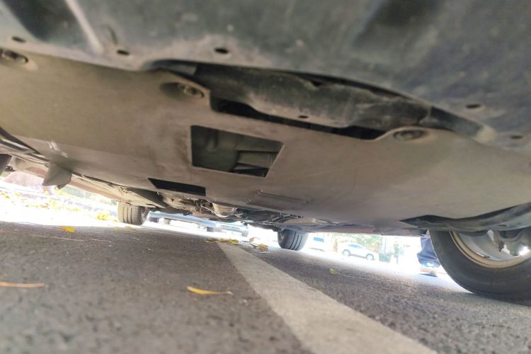 马自达 睿翼 2011款 2.0L 自动精英版局部细节9008